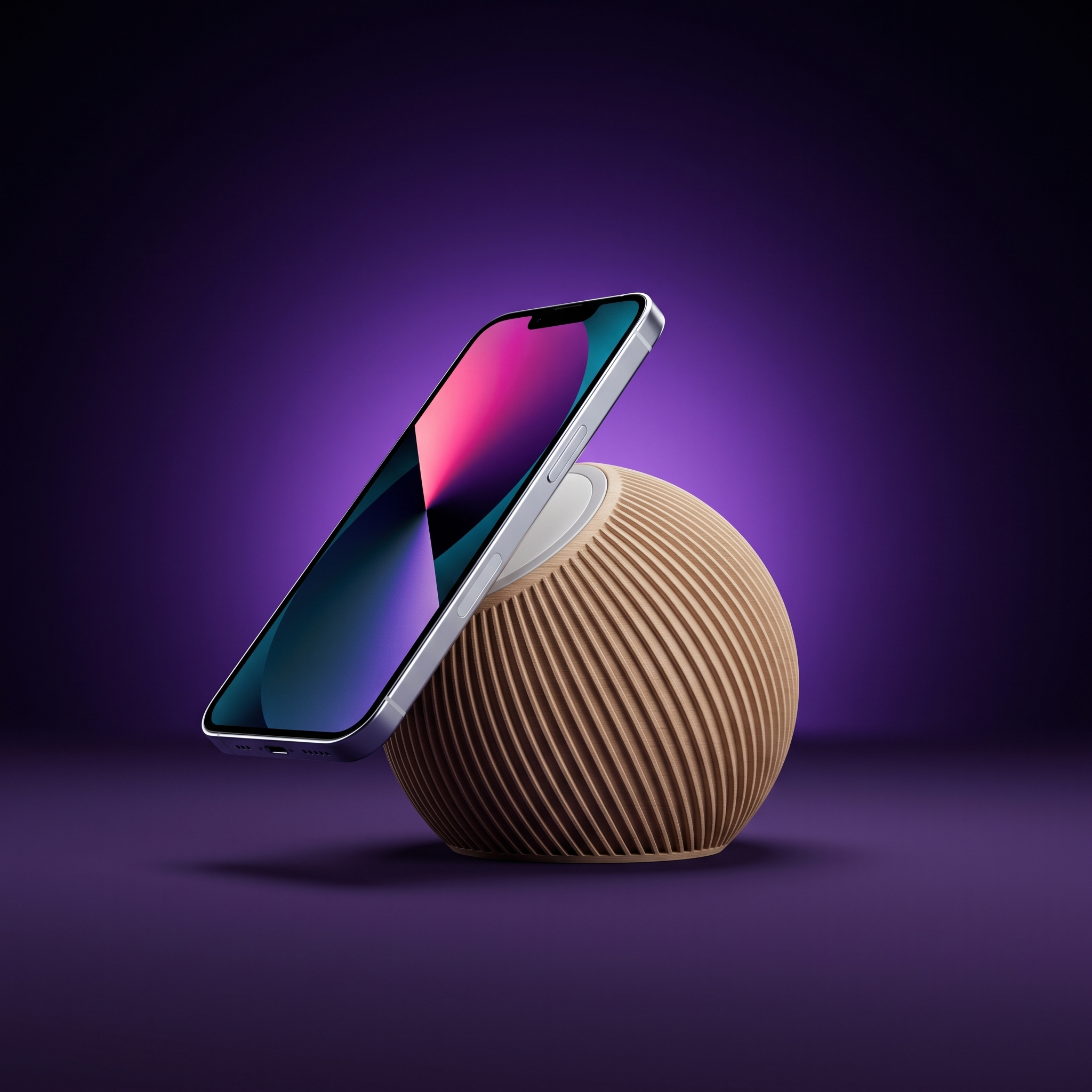 Soporte de Cargador Magnético para Teléfono - color Madera natural, foto de estudio fondo morado