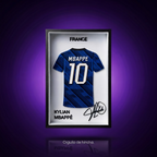 Marco de camiseta Kylian Mbappé Francia, fondo morado con frase Orgullo de hincha