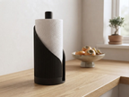 Portarrollos Japandi en mueson de cocina con rollo de papel montado
